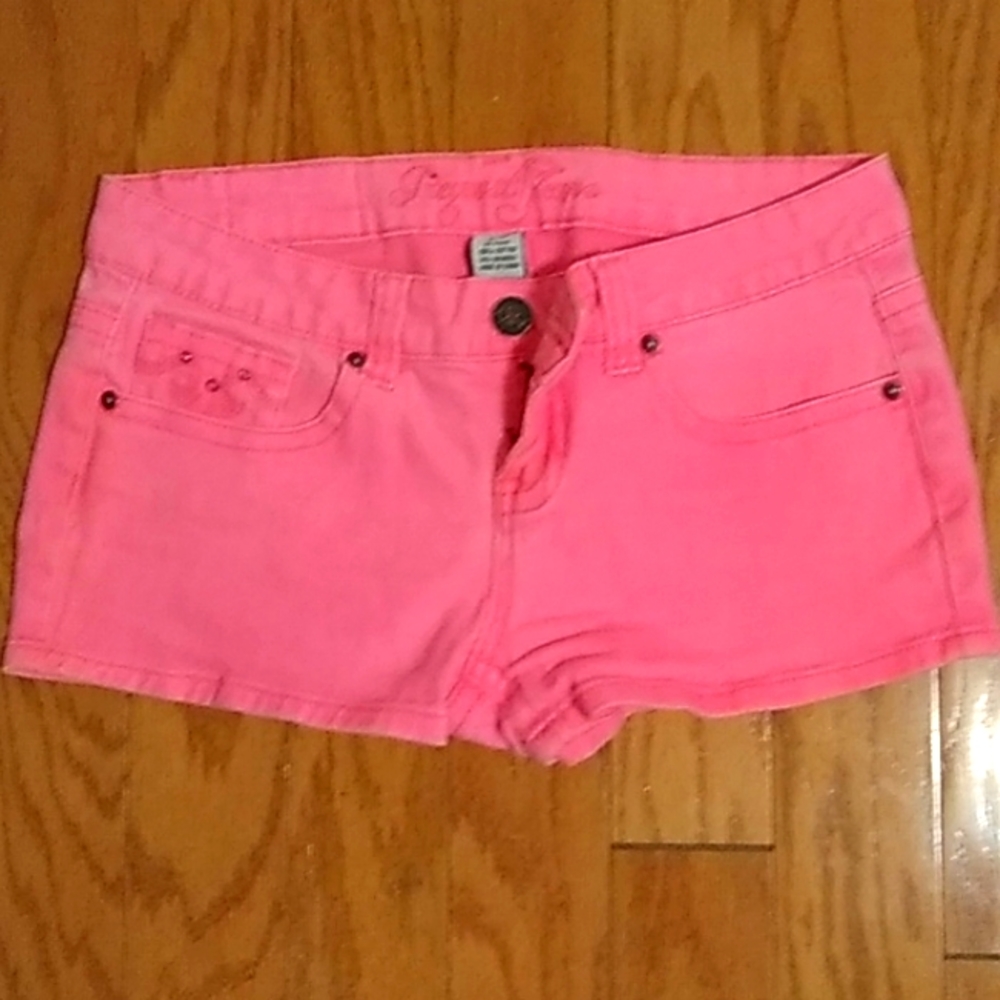 🏷3/30 Pink Jean shorts